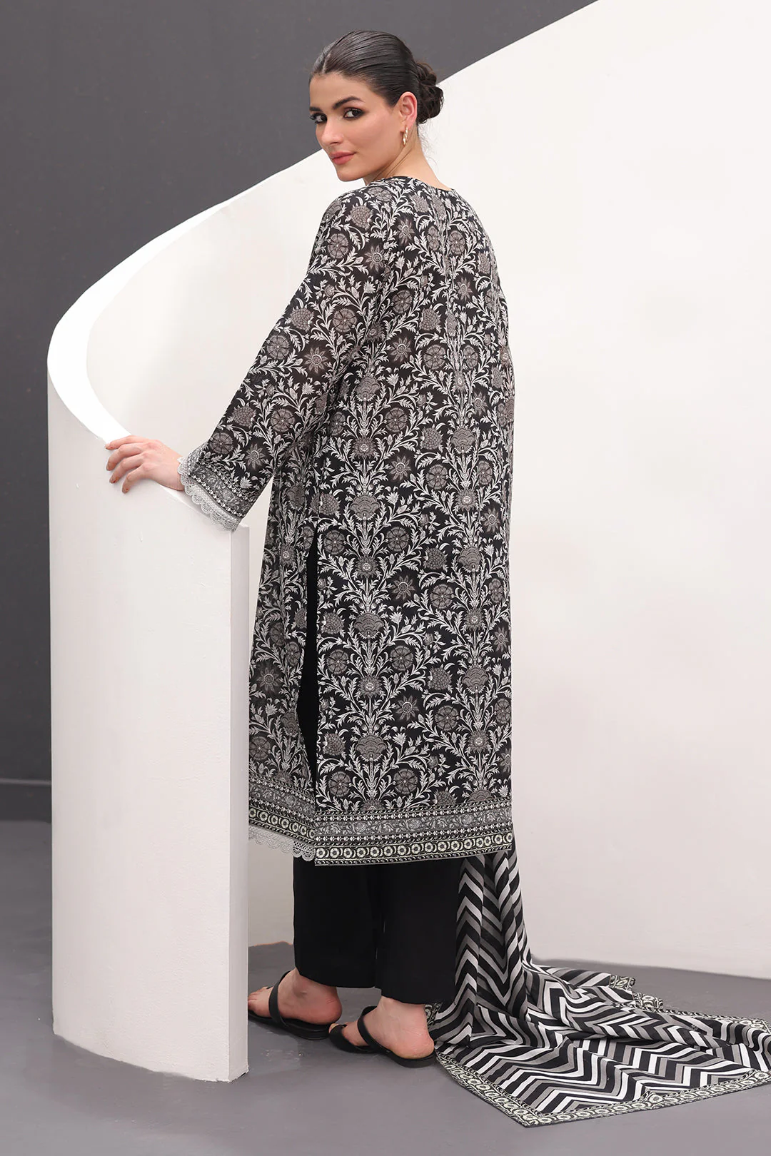 Shirt Shalwar Dupatta - 1527 - Image 5