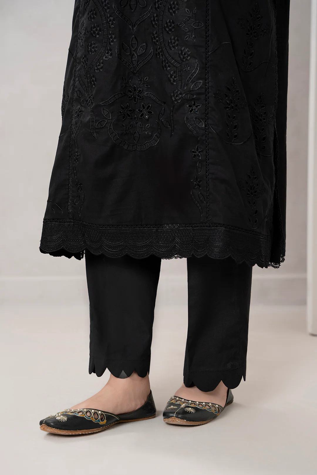 Embroidered Shirt Shalwar Dupatta - 0684 - Image 8