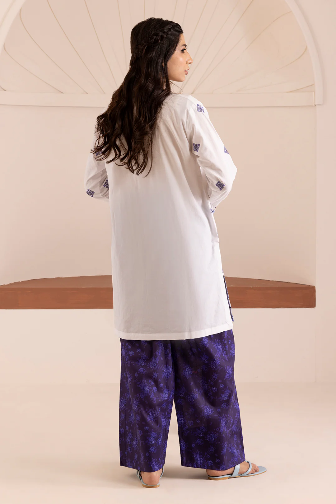 Embroidered Shirt Shalwar - 0187 - Image 9