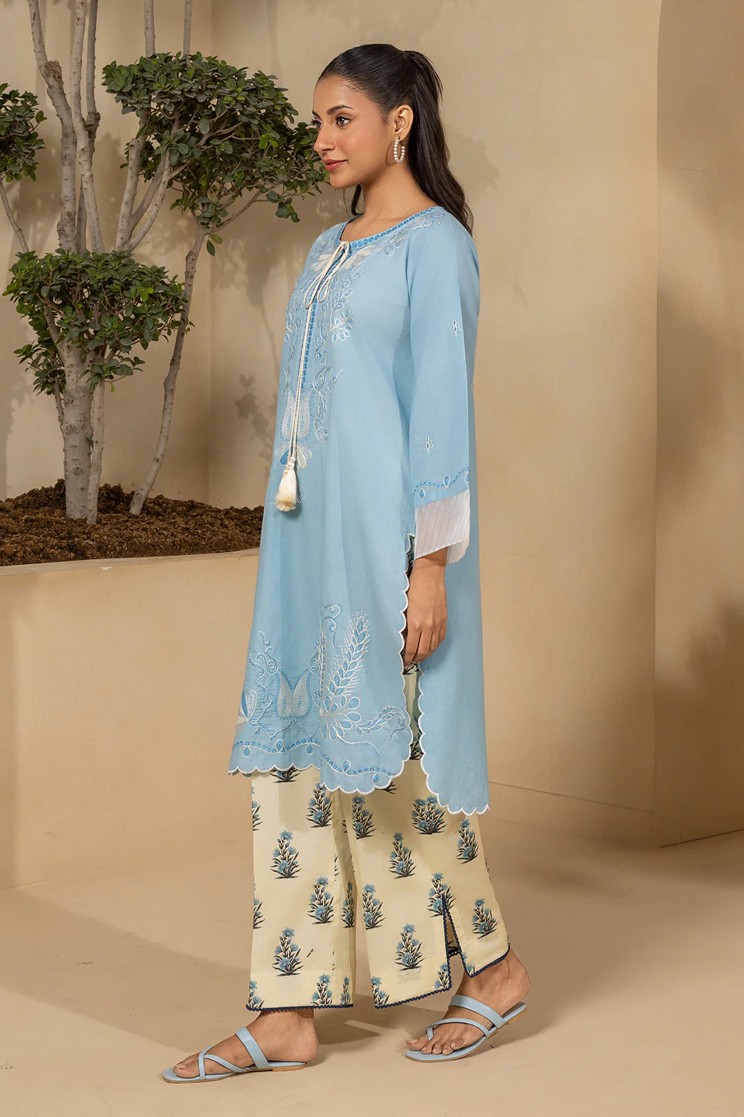 Embroidered Shirt Shalwar - 0189 - Image 4