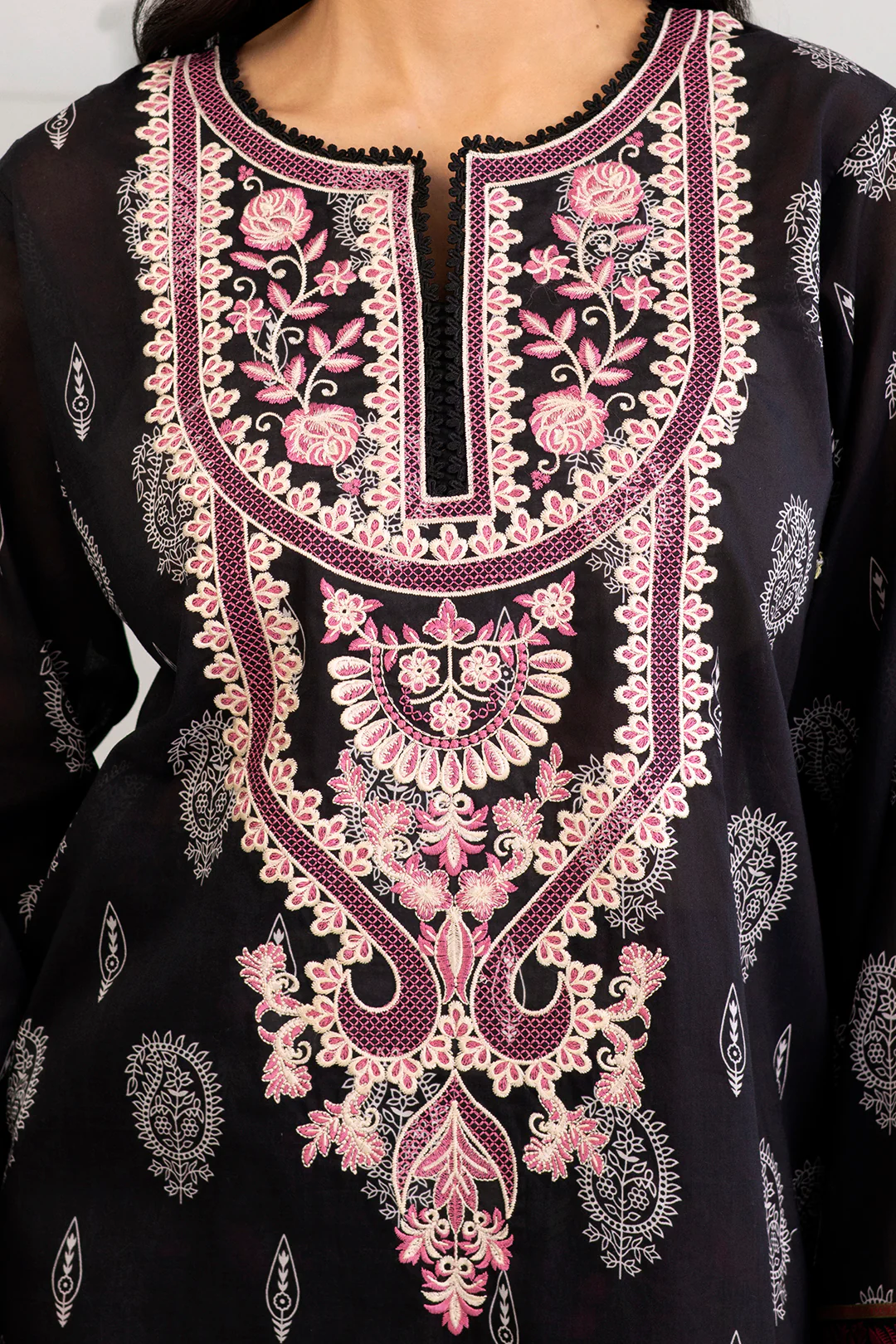 Embroidered Shirt Shalwar - 0309 - Image 4