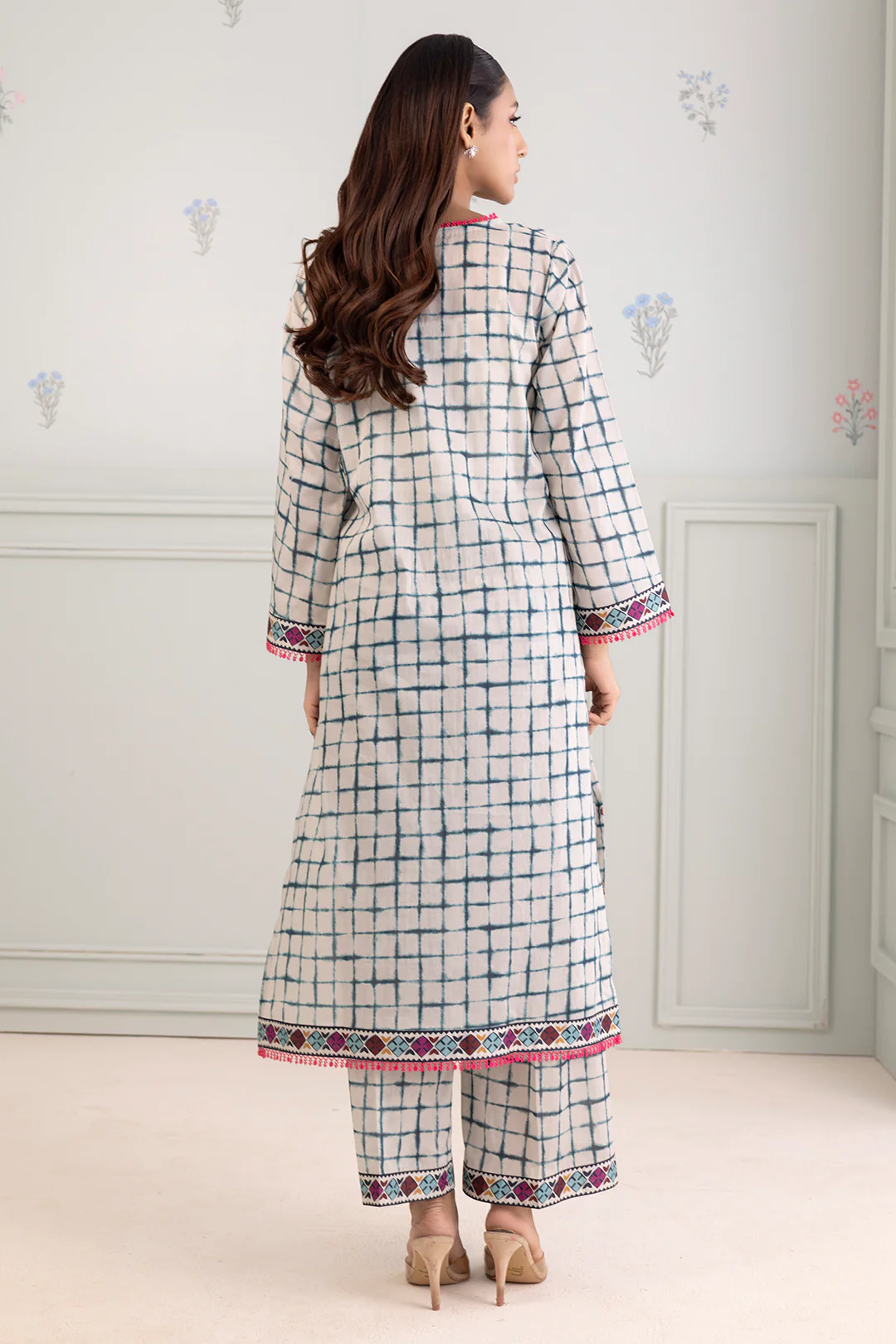 Embroidered Shirt Shalwar - 0372 - Image 7