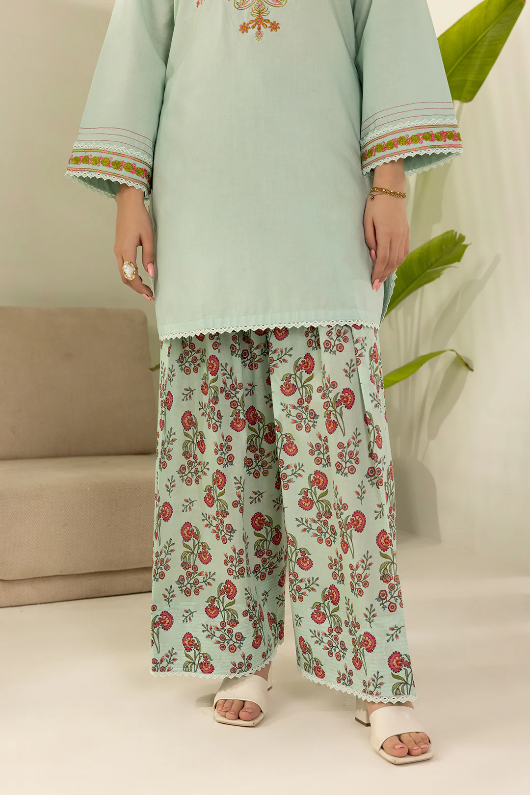 Embroidered Shirt Shalwar - 0471 - Image 6