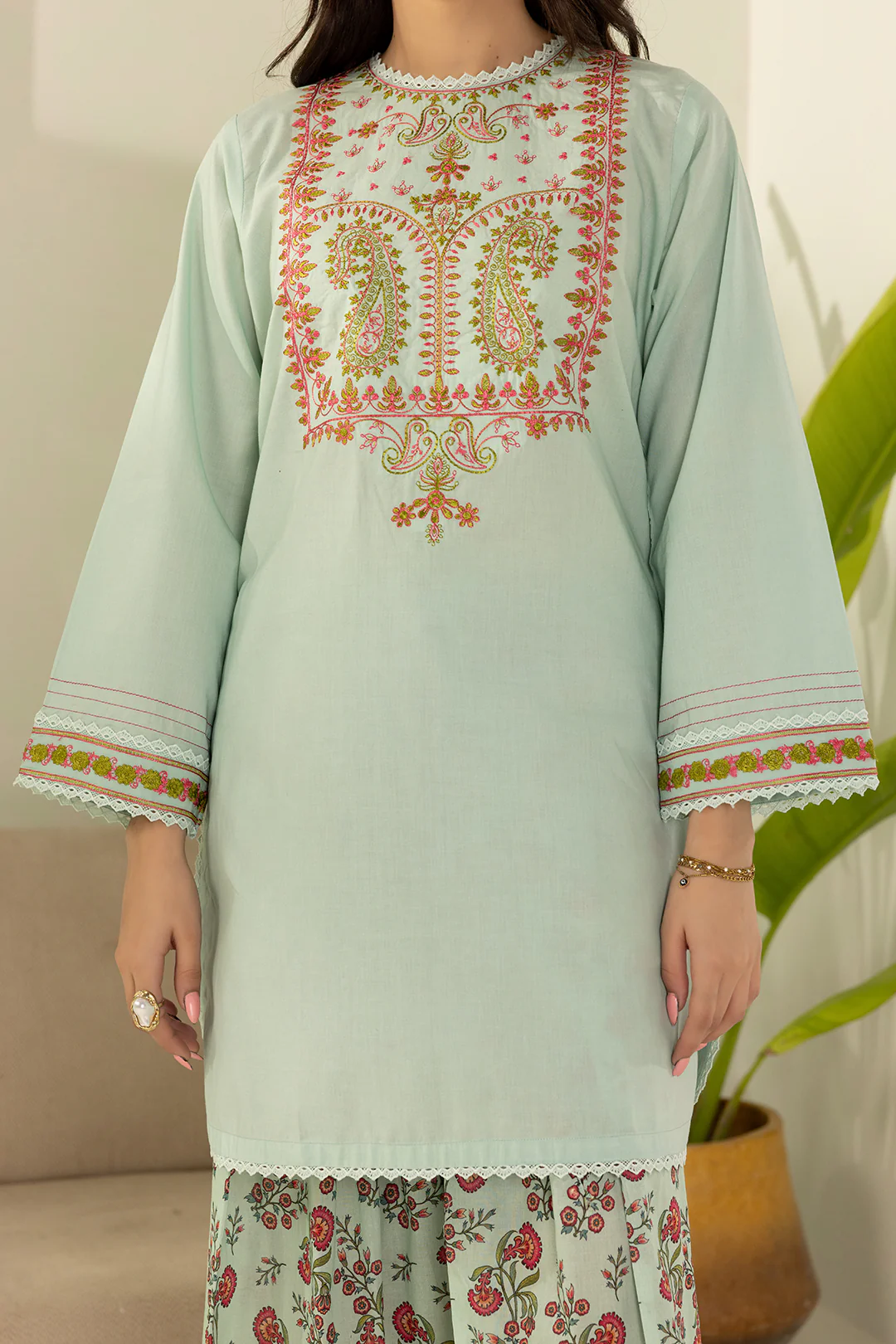 Embroidered Shirt Shalwar - 0471 - Image 8