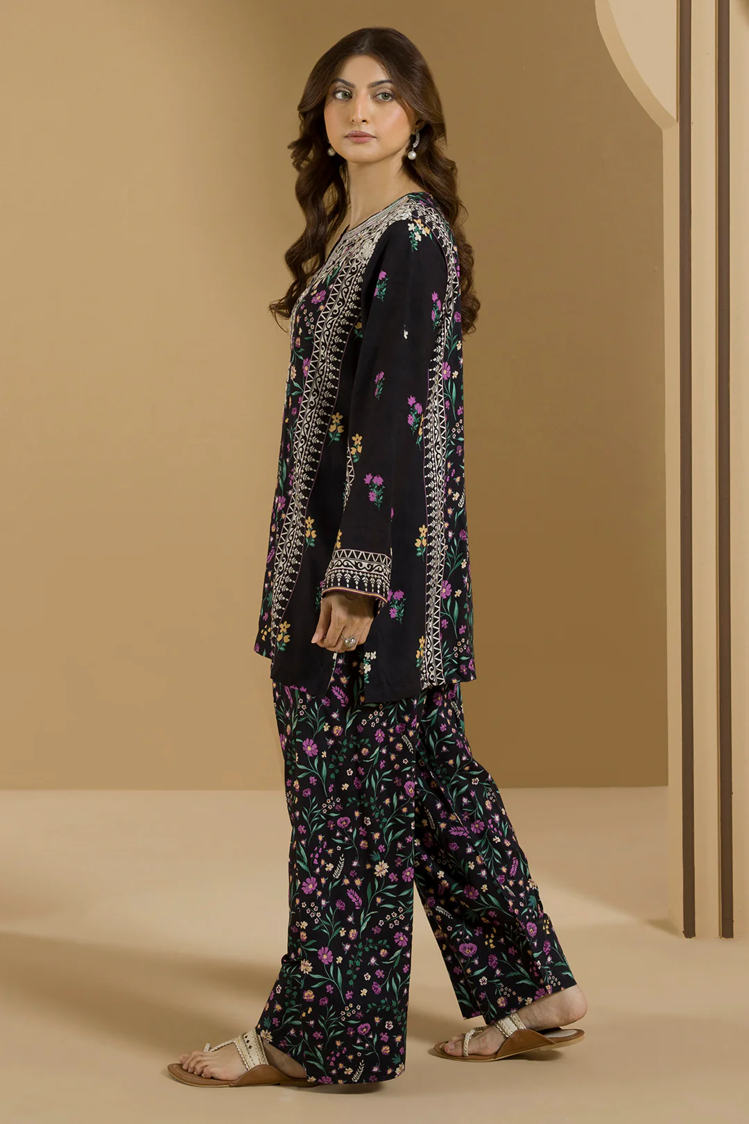 Embroidered Shirt Shalwar - 0095 - Image 4