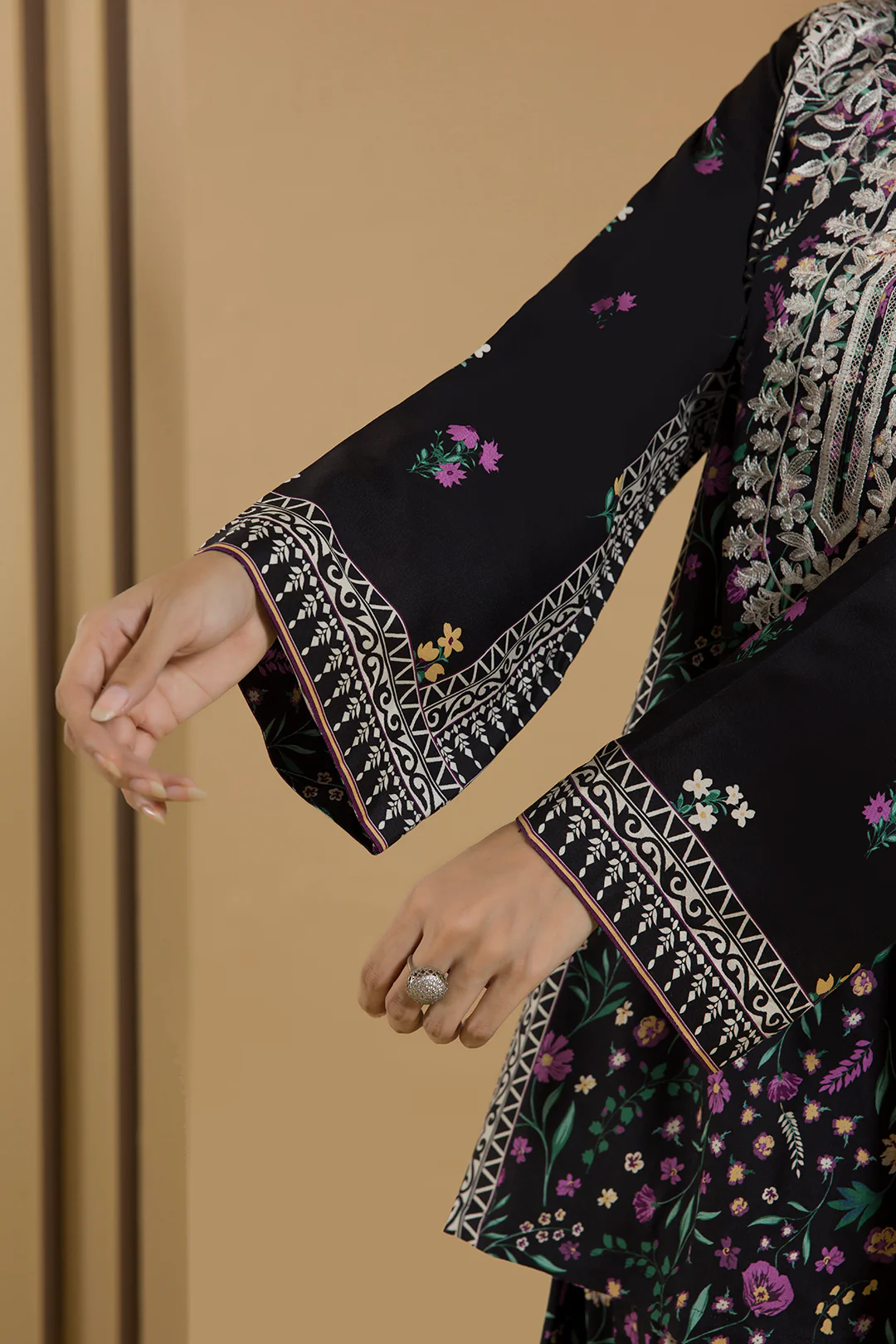 Embroidered Shirt Shalwar - 0095 - Image 7