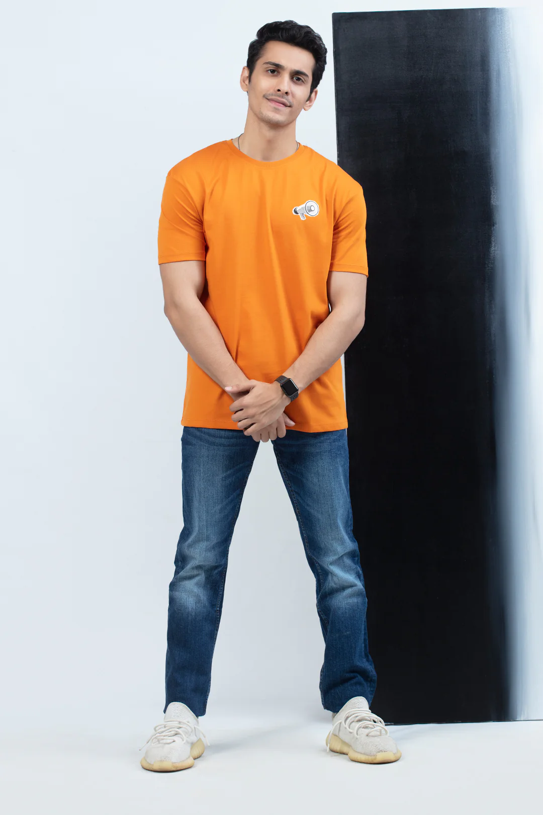 Graphic T-shirt - 1034 - Image 2