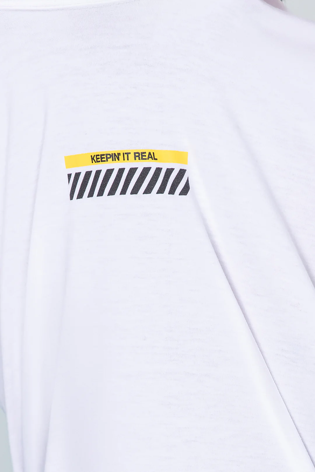 Graphic T-shirt - 2037 - Image 4