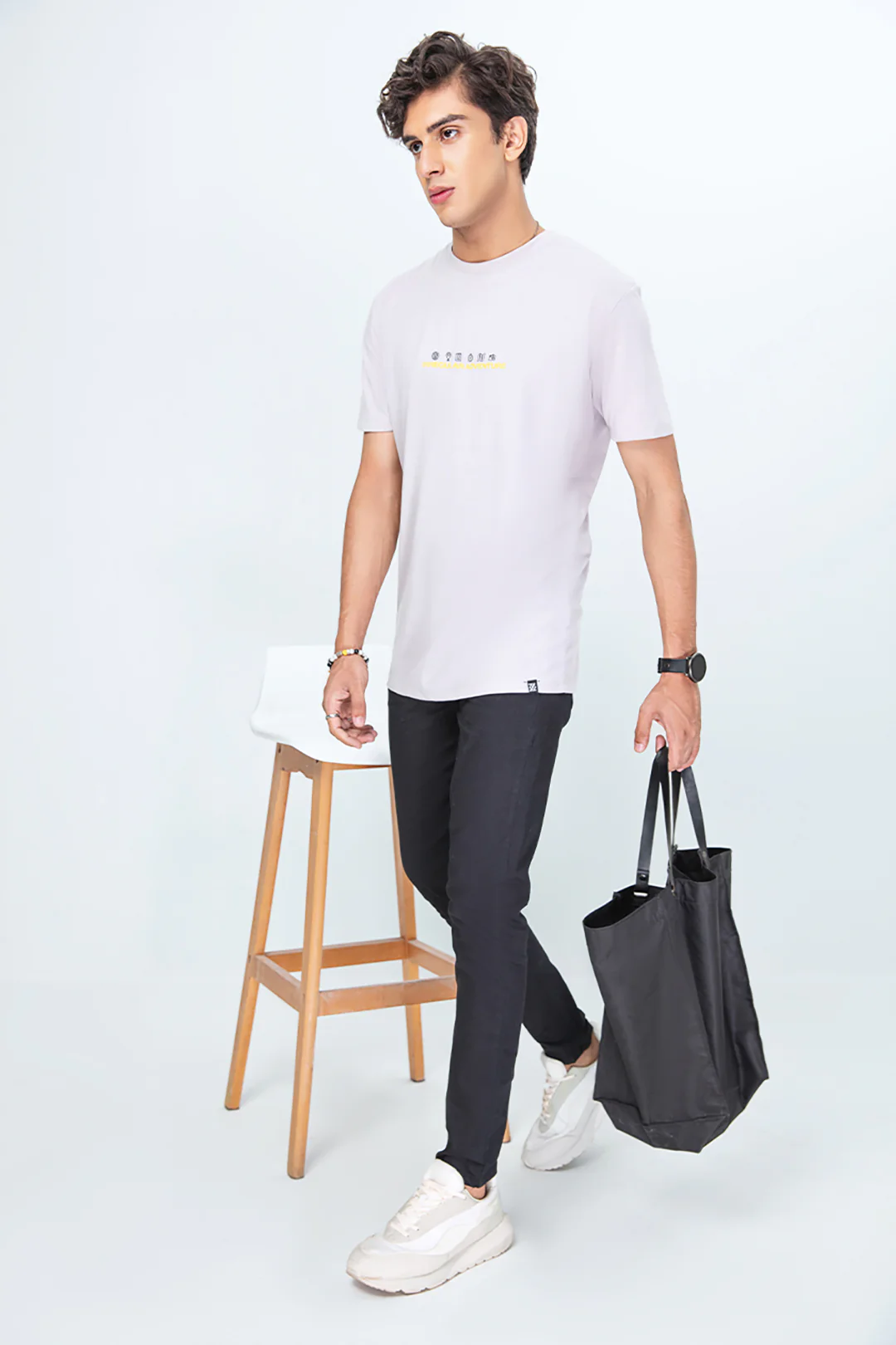 Graphic T-shirt - 2042 - Image 3