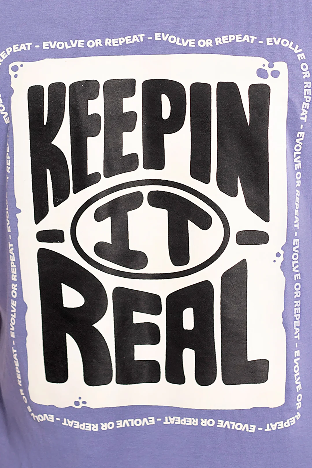 Graphic T-shirt - 2096 - Image 4