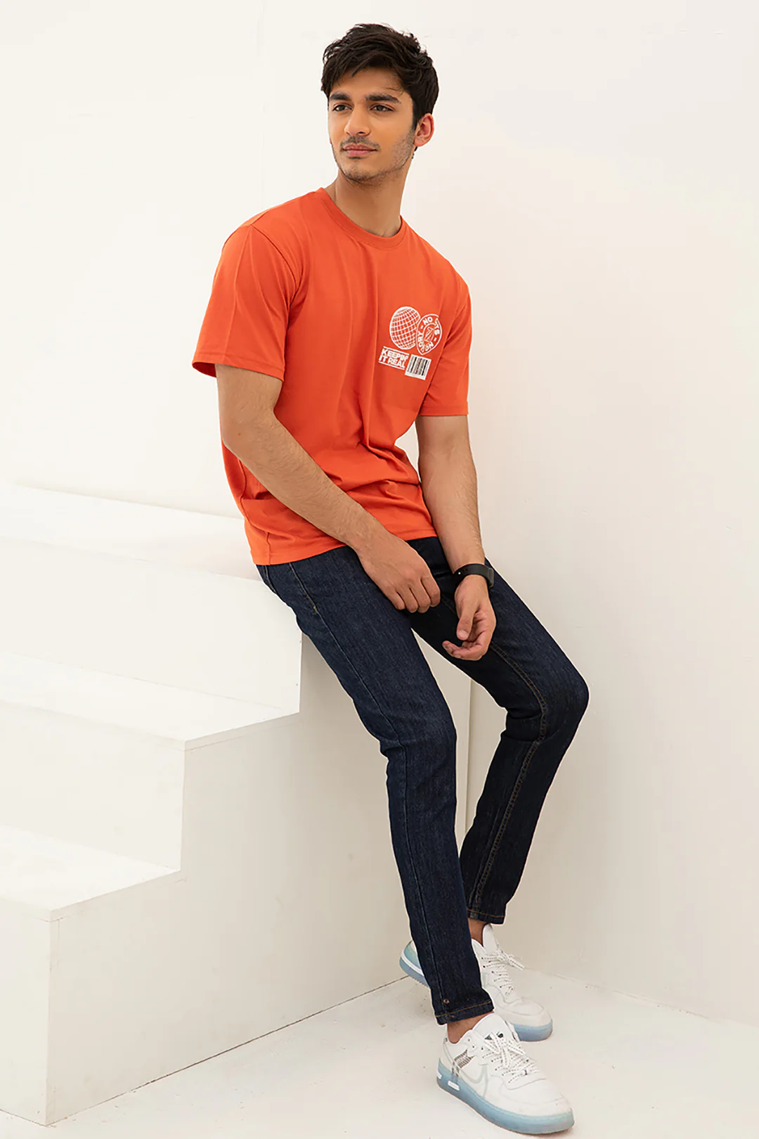 Graphic T-shirt - 3021 - Image 4