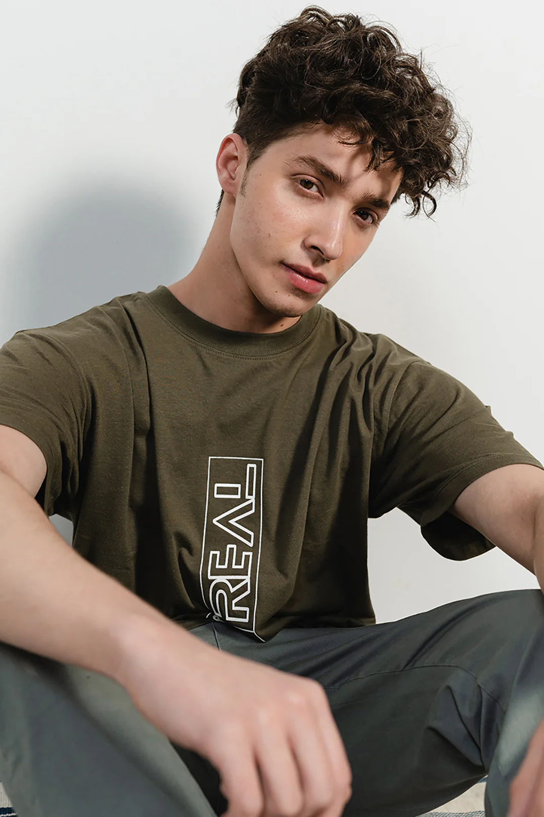 Graphic T-shirt - 3075 - Image 2