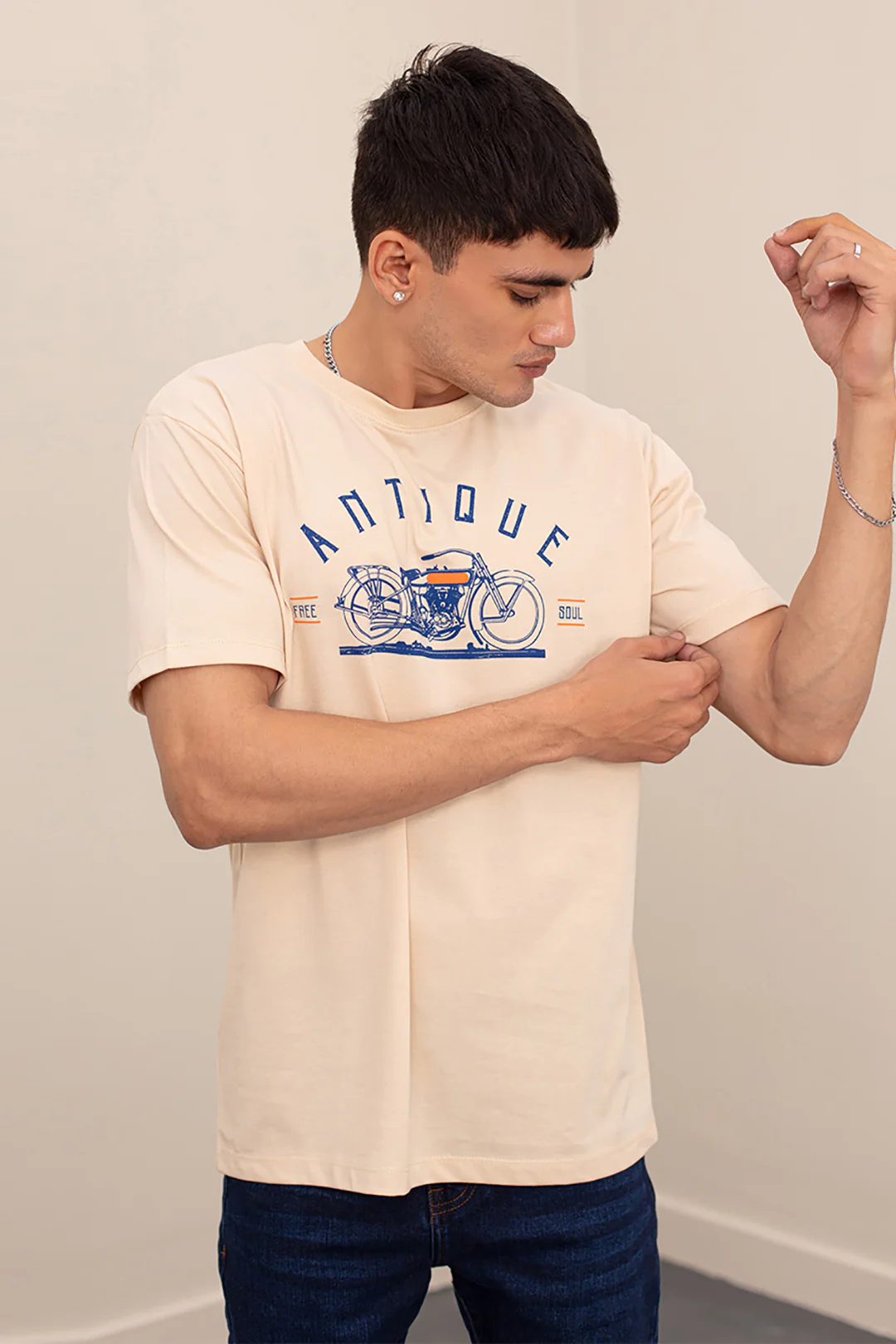 Graphic T-Shirt - R025 - Image 2
