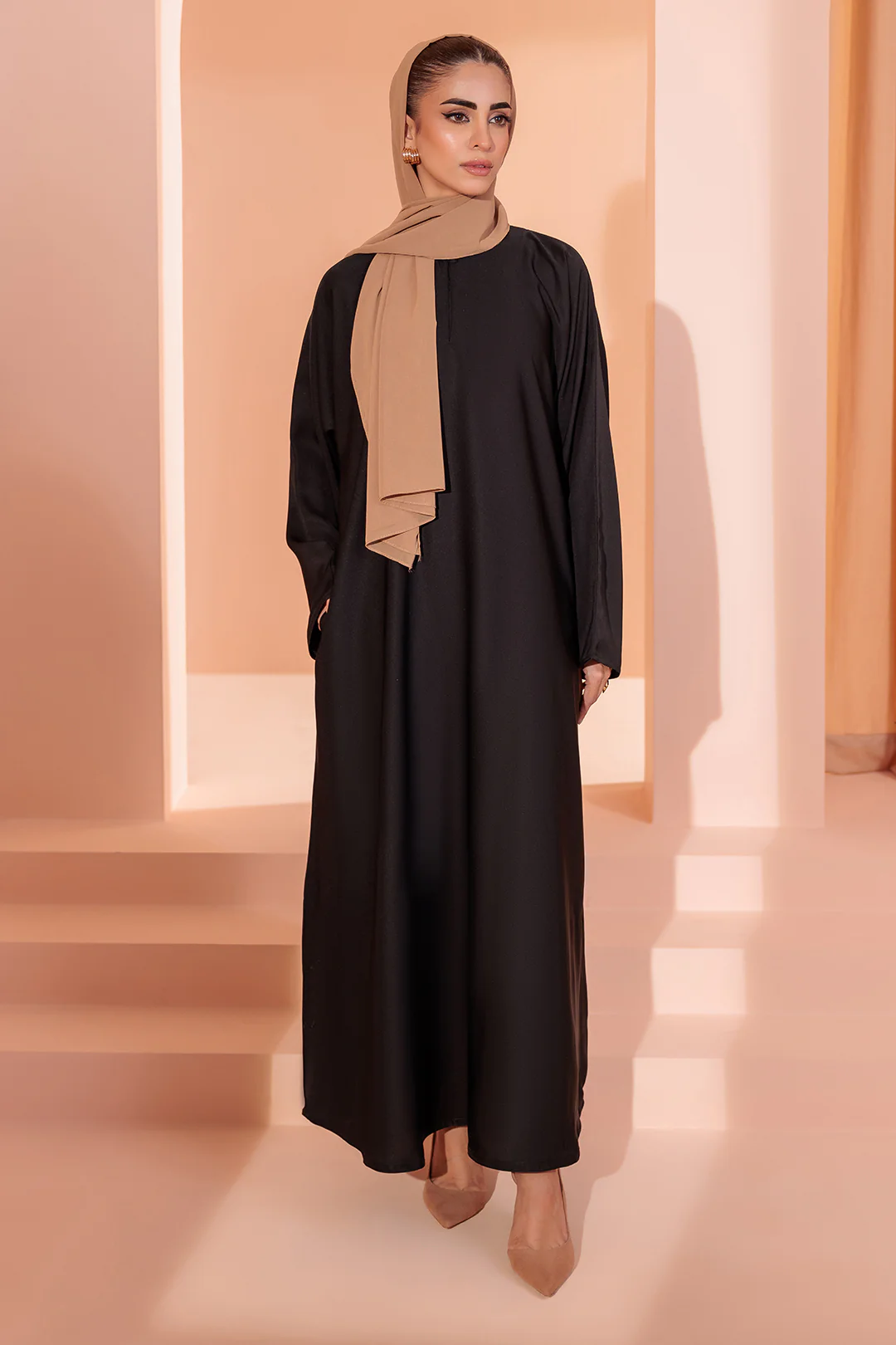 Single Button Plain Abaya with Pocket - 5001 - Image 5