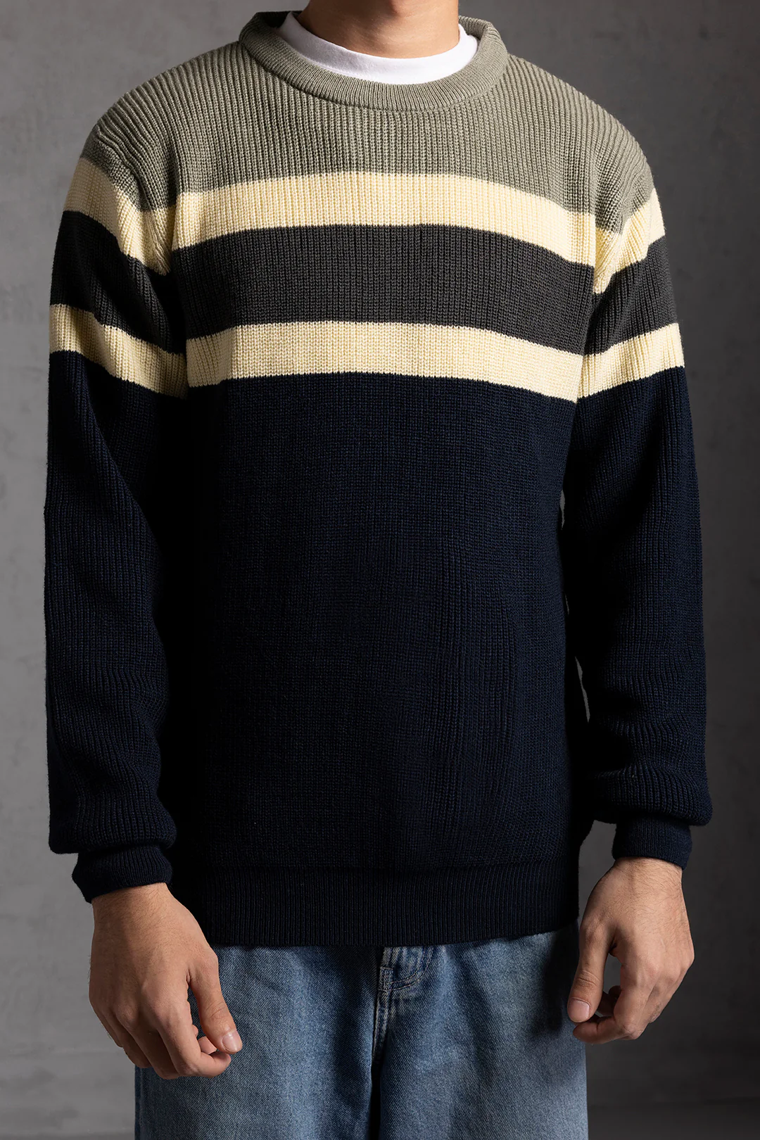 Sweaters - 5024 - Image 2