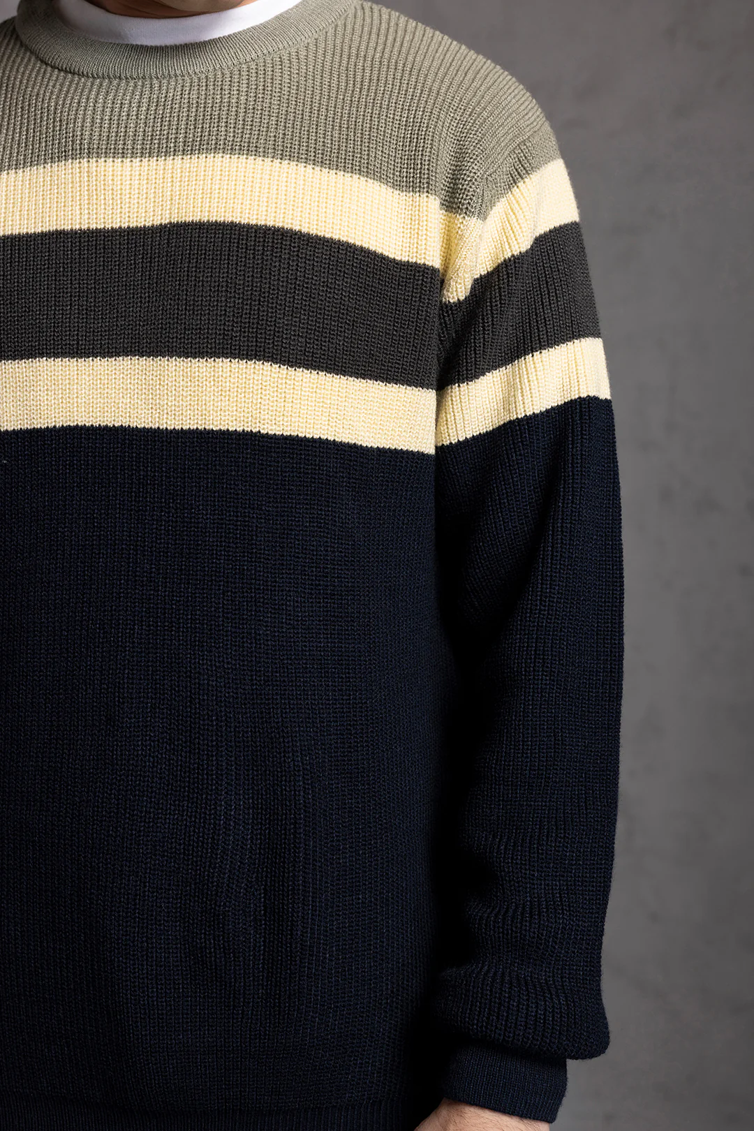 Sweaters - 5024 - Image 4