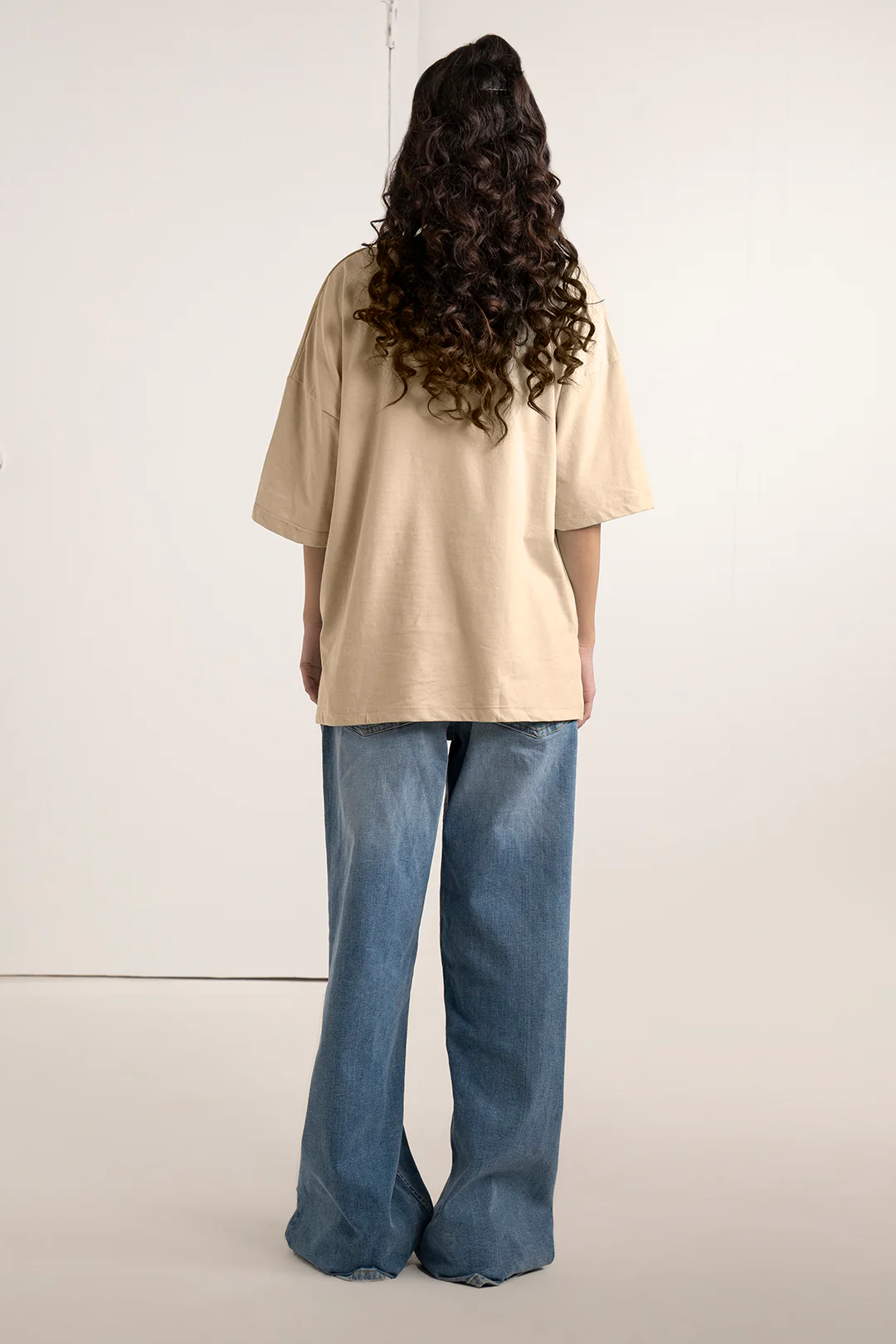 Oversized Basic T-Shirt - 5012 - Image 4