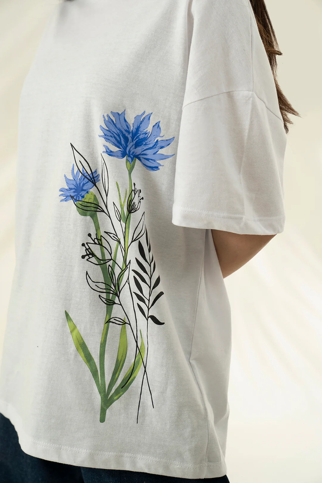 Graphic T-Shirt - 5011 - Image 3