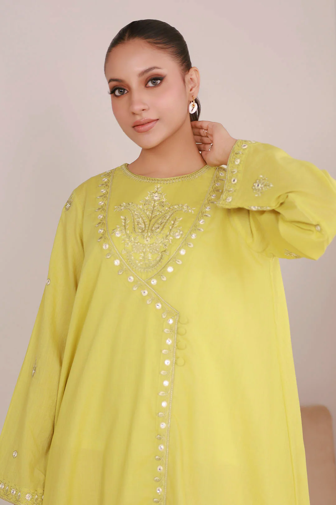 Tunics - 1570 - Image 2