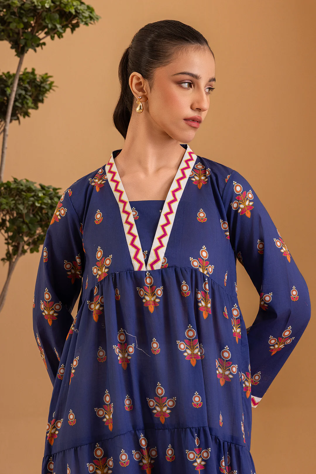 Tunics - 2030 - Image 2